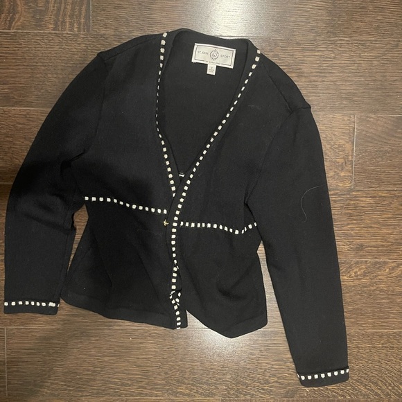 St. John knit cardigan size P (Small) - Picture 4 of 6